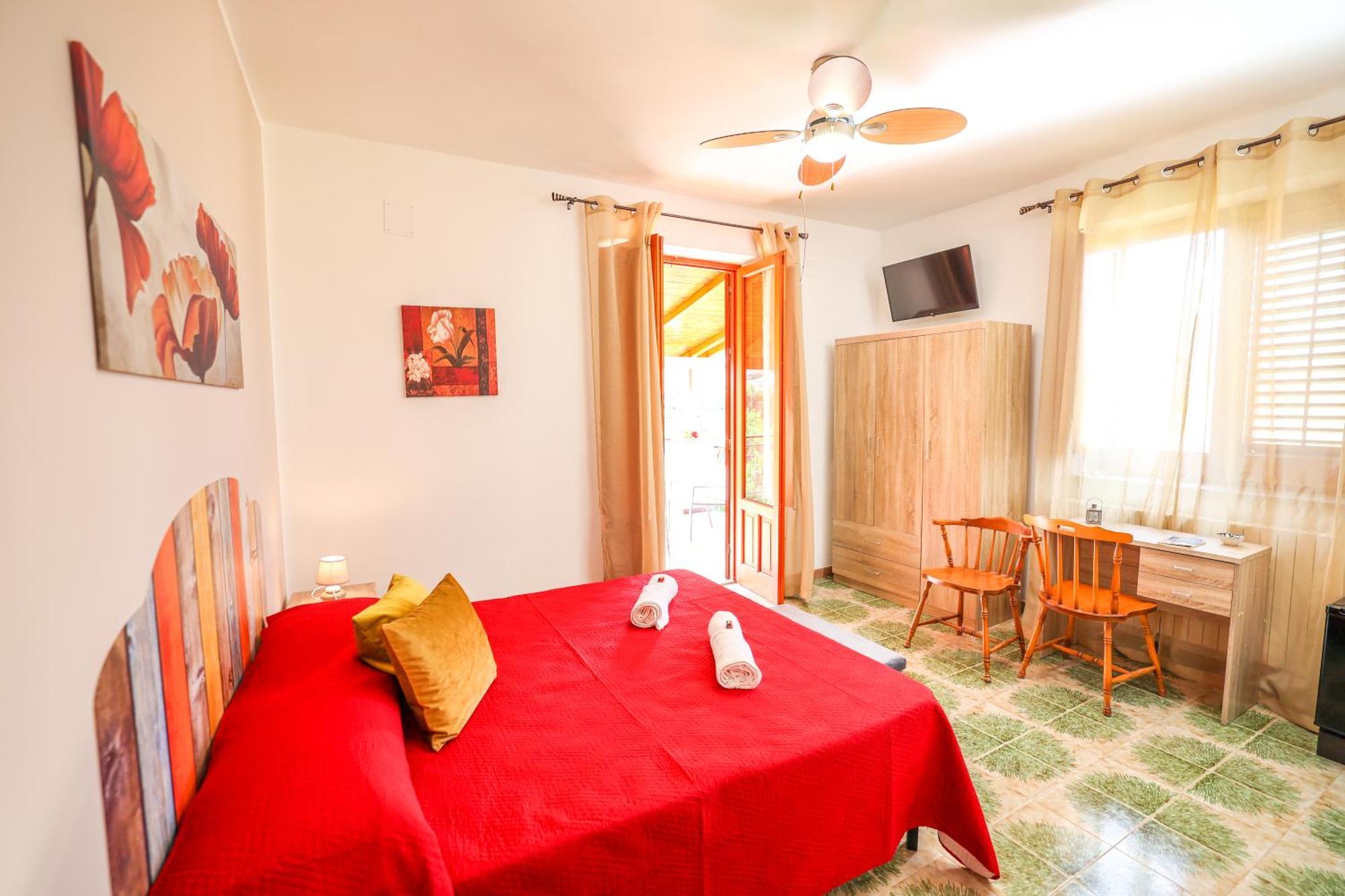 B&B Giardino Dei Cedri Трабия Экстерьер фото
